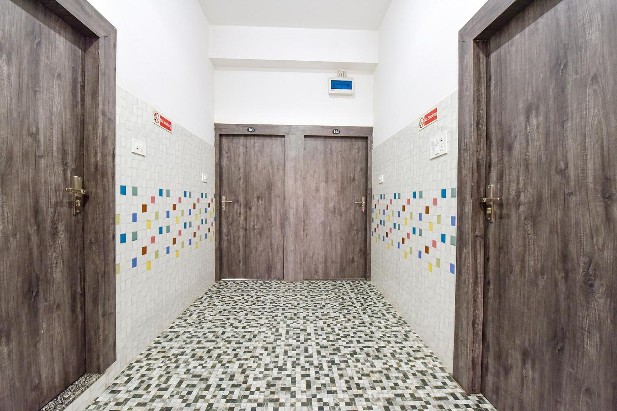 Fabexpress Soni Palace Ujjain Buitenkant foto